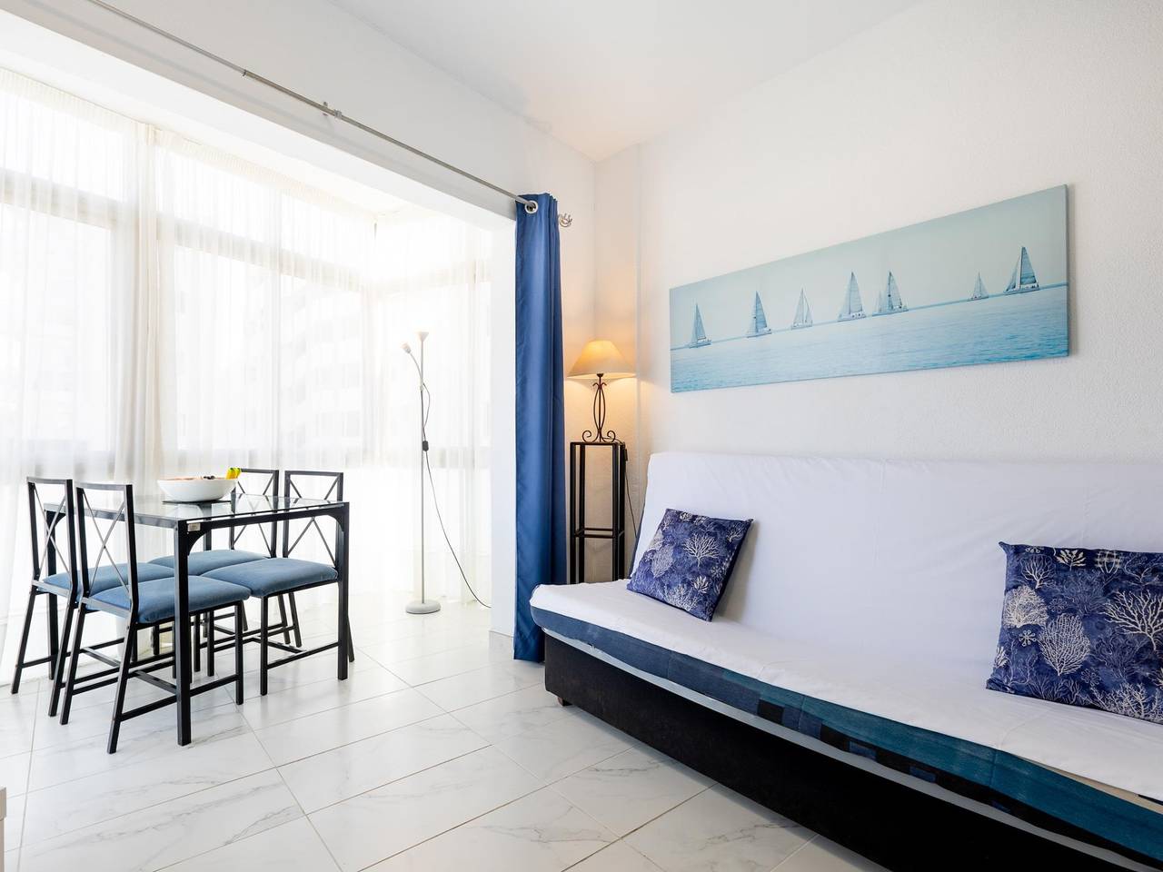 Entire holiday apartment, 313 Comfortable! Las Americas,Closed Pool,Wi Fi in Playa de Troya, South Tenerife