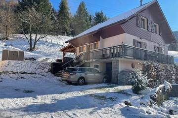 Chalet pour 9 personnes, avec balcon à Bussang