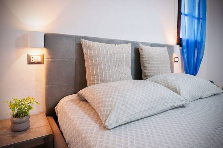 Ganze Wohnung, Raum, Komfort und Entspannung in Mandriola, nur einen Katzensprung vom Strand entferntEntdecke das Stella Marina Apartment, eine geräumige und komfortable Drei-Zimmer-Wohnung in Mandriola, nur 3 Minuten zu Fuß vom Strand entfernt – perfekt für alle, in Mandriola, San Vero Milis