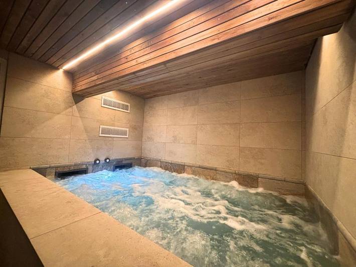 Hôtel pour 2 personnes, avec jardin et jacuzzi ainsi que piscine et sauna, animaux acceptés dans Plage du Bureau - 3