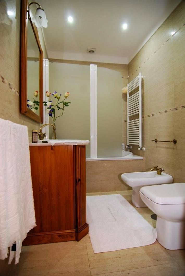 Location de vacances pour 3 personnes, avec piscine ainsi que vue et jardin à Celorico de Basto - 4