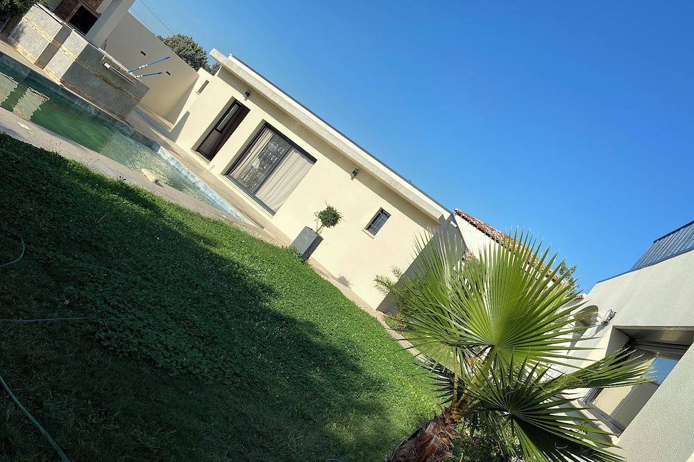 Apartamento entero, Studio au Cœur des Vignes in Bédarrides, Vaucluse