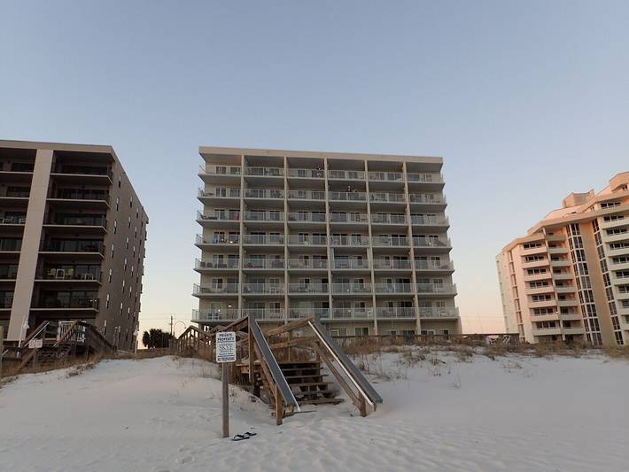 Vacation rental for 4 people, with balcony and pool in Perdido Key