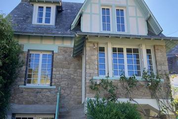 Location de vacances pour 8 personnes, avec jardin et terrasse dans Plage du Nau