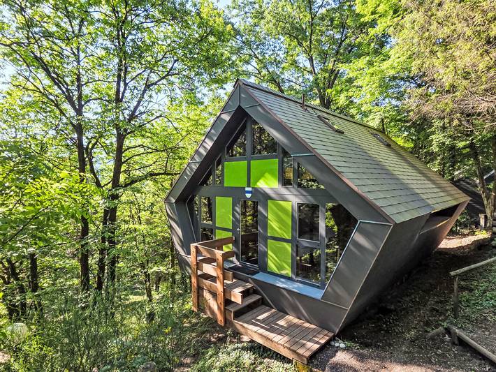 Bungalow para 6 personas, con Balcón además de Jardín y Vistas en Suiza