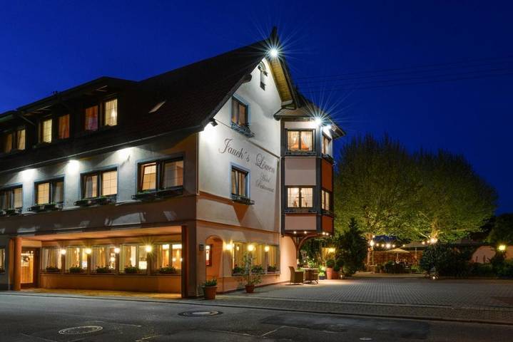 Hotel für 2 Personen, mit Terrasse und Garten in March