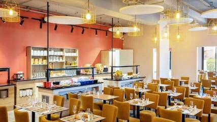 Gîte pour 5 personnes, avec jardin et piscine, animaux acceptés dans Plage de Boulouris