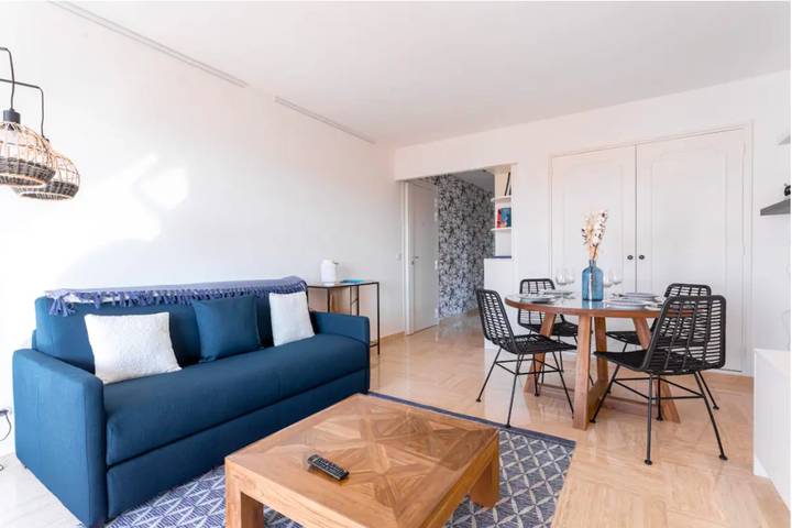 Entire apartment, Cocoon with garden near the sea in Cannes, Mediterranean Coast (France)