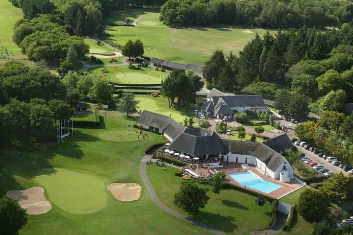 Location de vacances pour 8 personnes, avec jacuzzi et sauna ainsi que jardin et piscine à Saint-André-des-Eaux - 2