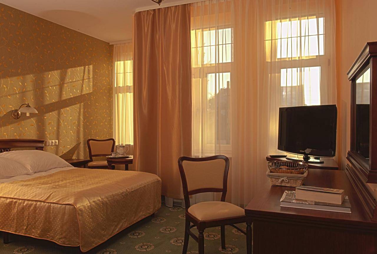 Double Room in Wawer, Warszawa