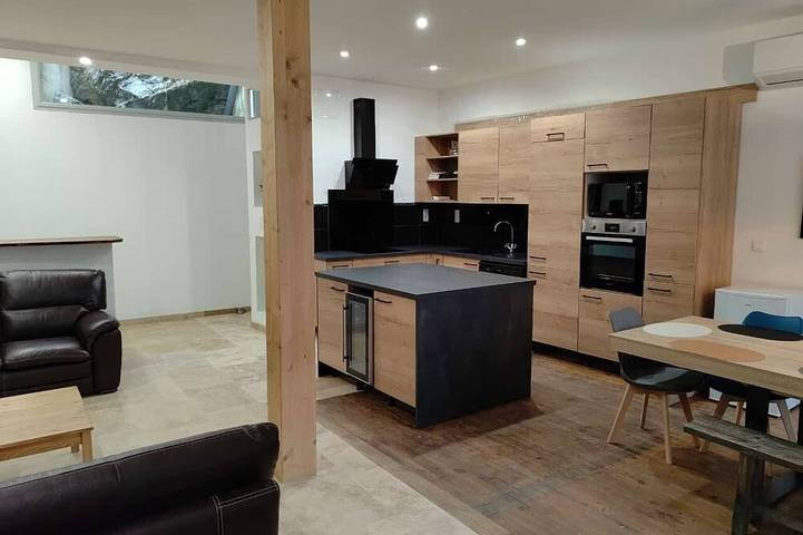 Location de vacances pour 10 personnes dans Les Halles (Lourdes)