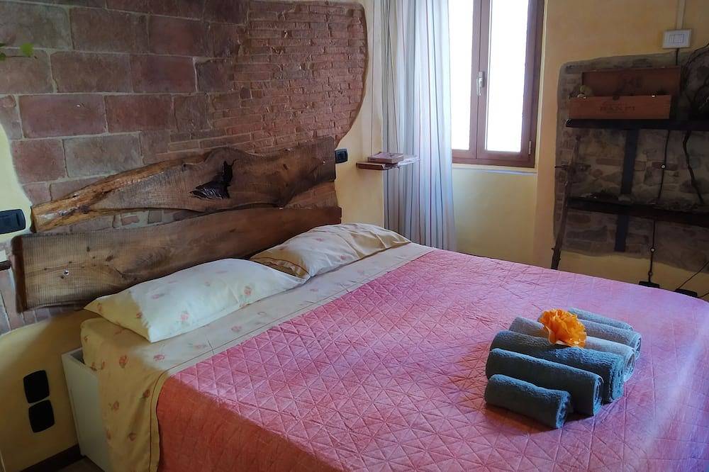 Ganze Wohnung, Casa Giulia an der Via Francigena in Gambassi Terme, Florenz Provinz