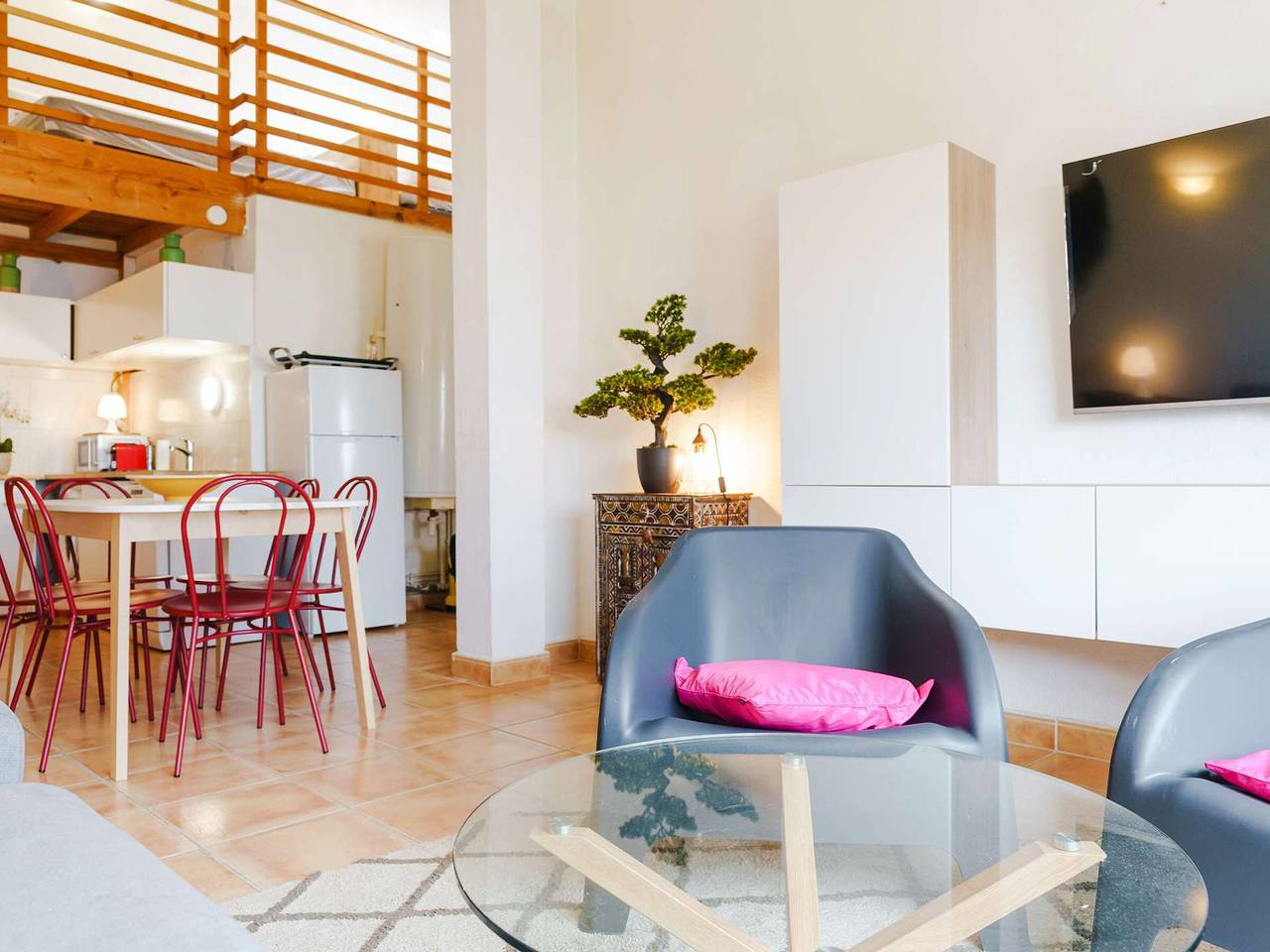 Ganze Wohnung, Renoviertes, klimatisiertes T2 Mezzanine - nahe Strand Chalets, 6 Pers, Gratis Parken, Wlan möglich in Plage des Chalets, Gruissan