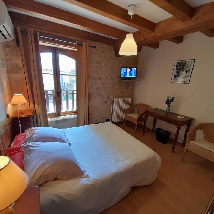 Hôtel pour 2 personnes, avec jardin à Sergeac - 4
