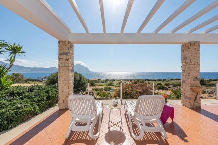 Ferienhaus für 4 Personen, mit Terrasse und Garten sowie Ausblick