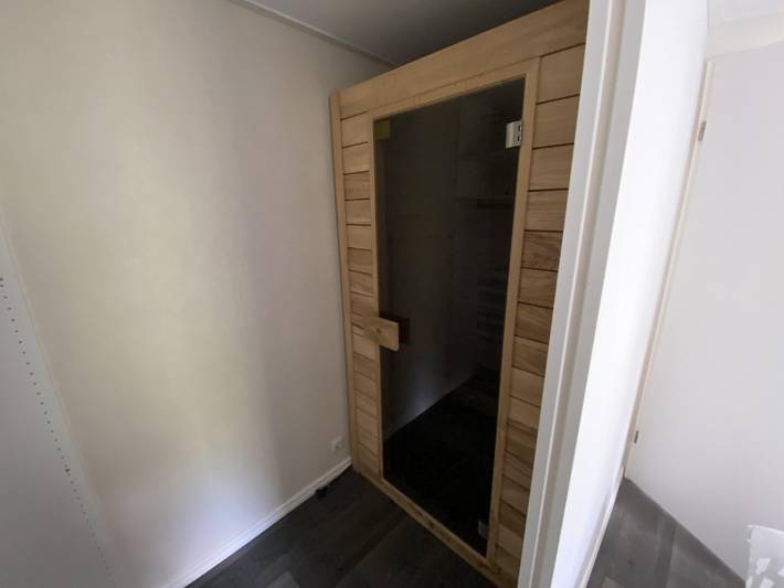Ferienhaus für 4 Personen, mit Balkon/Terrasse und Terrasse sowie Garten und Sauna in Dordrecht - 3