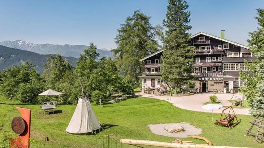Ferienwohnung für 3 Personen, mit Garten und Balkon sowie Sauna und Pool