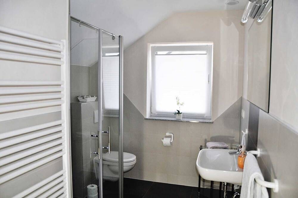 Ganze Wohnung, De Luxe Apartmentwohnung mit Balkon - modern-one | Ansprechende Wohnung m. in Fulda, Rhön-Hessen