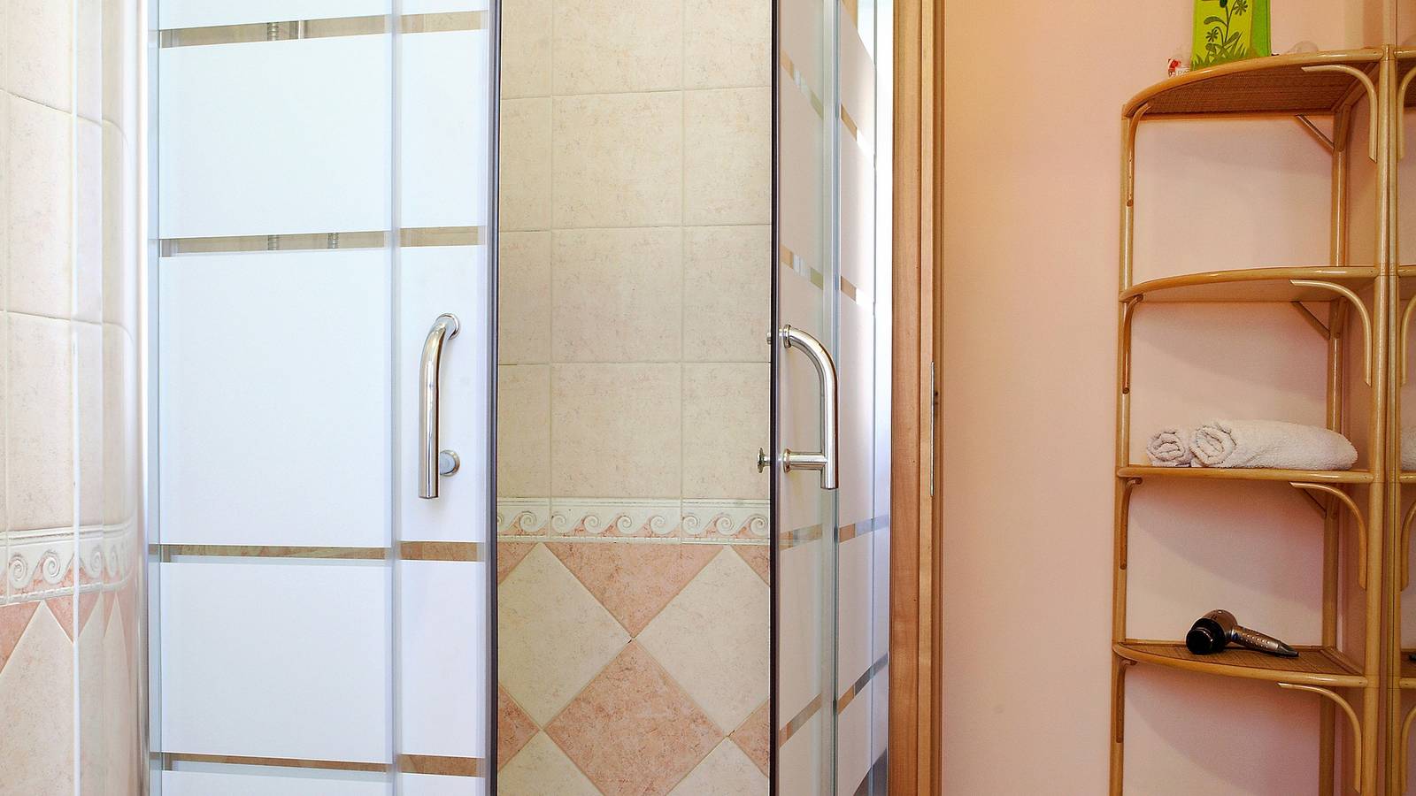 Appartamento intero, Adriana Sicilia casa Etna e mare check in 24H climatizzatore in Stazzo, Acireale