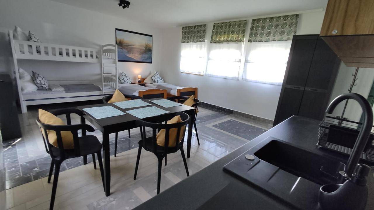Cały apartament, Studio with Garden View in Zieleniewo, Baltic Sea Pomerania