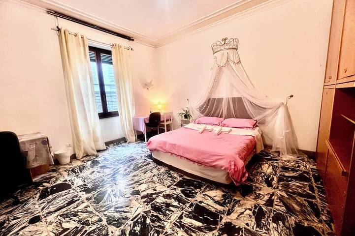 Bed and breakfast for 2 people in Florence