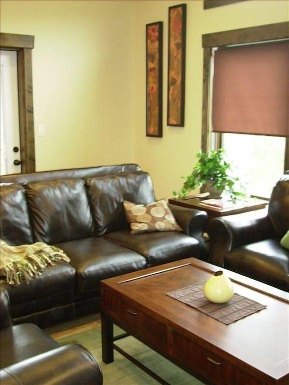 Relaxing Radium Home ~ Rec Ctr-Mitgliederzugang im Rvvr ~ Entspannen, Erkunden und Spielen in Radium Hot Springs, Kootenay-Nationalpark