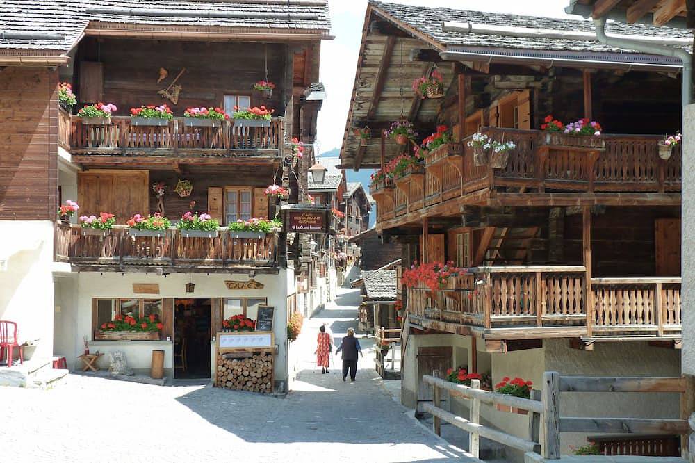 Apartamento entero, Saint Jean / Grimentz, apartamento de 2 habitaciones Valais, Val d'Anniviers in Grimentz, Anniviers
