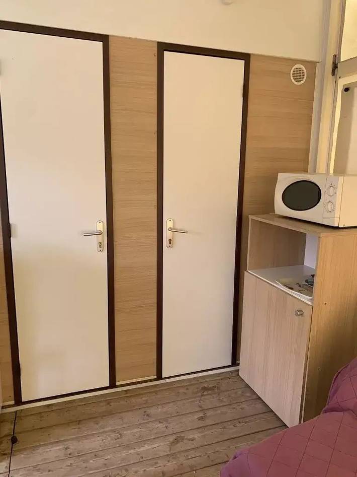 Tente pour 4 personnes, avec bassin pour enfant dans le Gard - 3