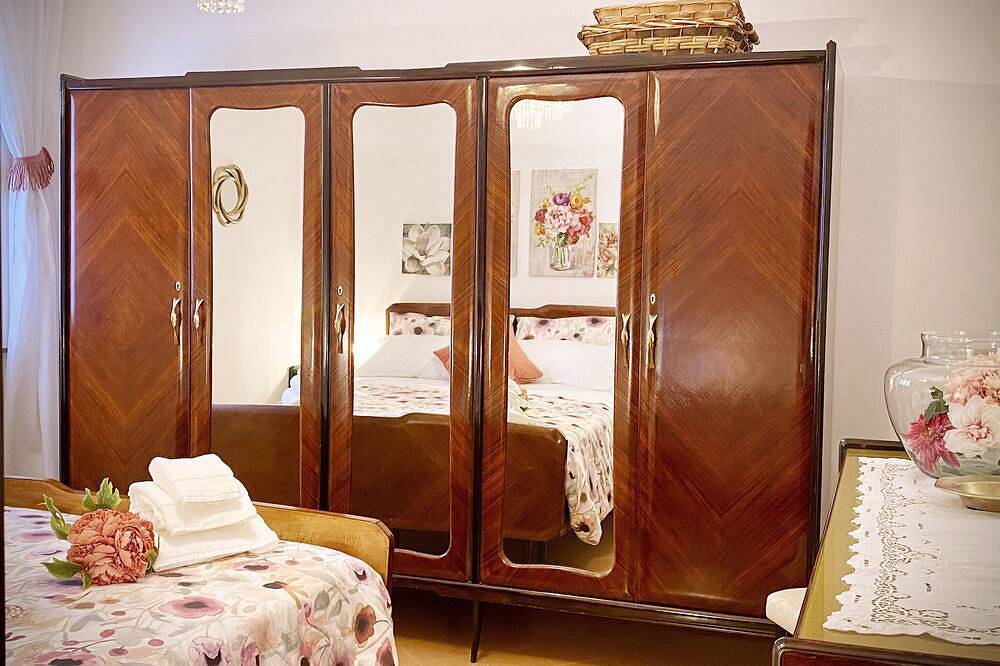 An exclusive terraced house in a very central position, 600 meters from the sea. in San Benedetto del Tronto, Riviera delle Palme