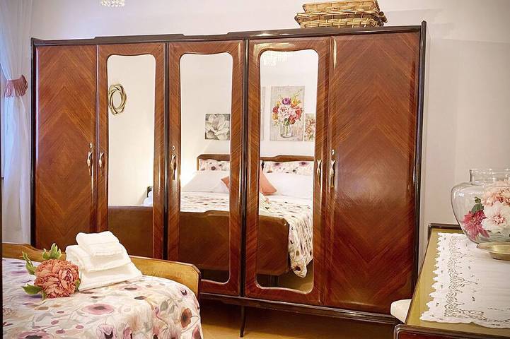 An exclusive terraced house in a very central position, 600 meters from the sea. in San Benedetto del Tronto, Riviera delle Palme