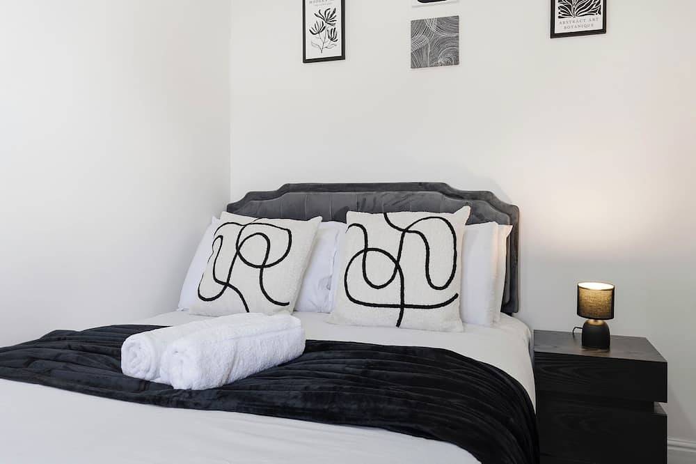 Spacious Home | Pool Table | Sleeps 8 in Warwickshire