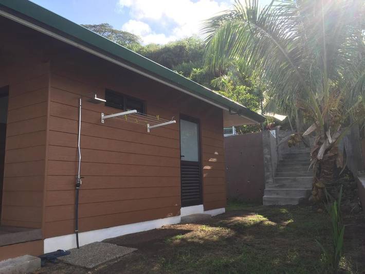 Chambre d’hôte pour 4 personnes, avec piscine ainsi que jardin et vue dans Ha'apiti - 3