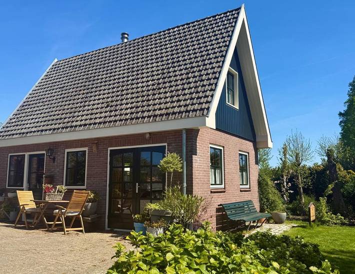 B&b voor 2 personen, with Terras and Tuin as well as Zwembad and Uitzicht in Beemster