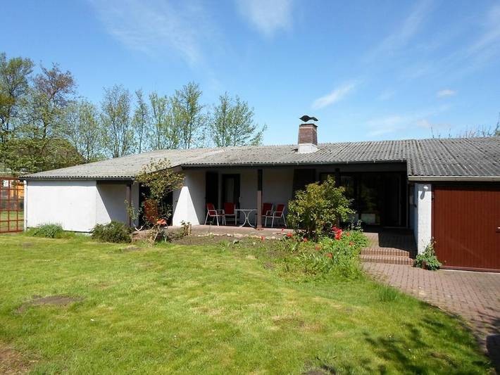 Ferienhaus für 6 Personen, mit Terrasse und Garten in Büsumer Deichhausen - 2