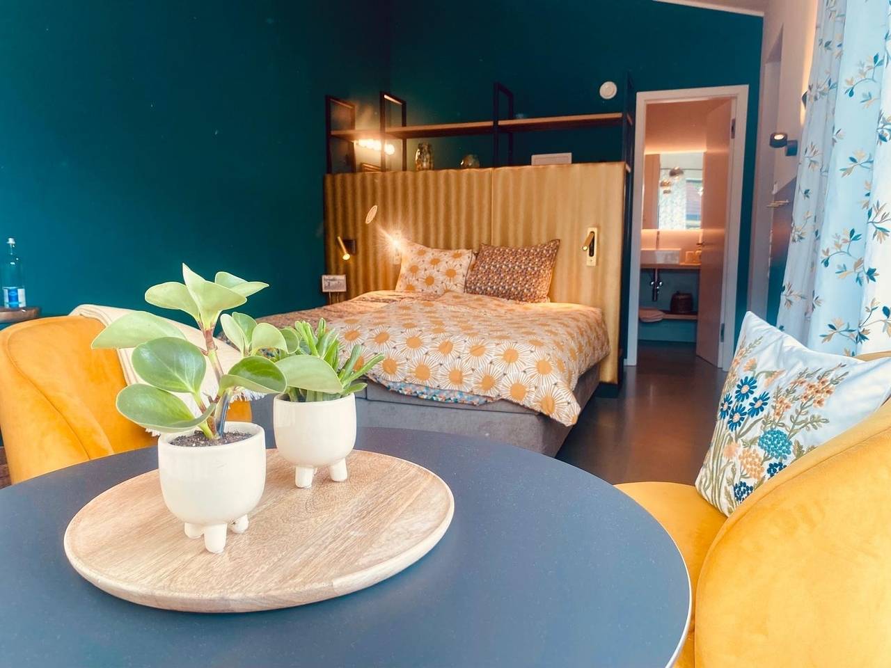 Nordgrün Bed & Breakfast - Wald in Jever, Nordseeküste