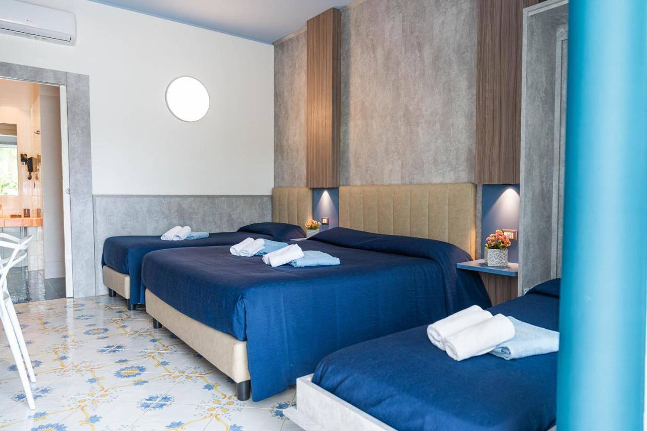 Standard Triple Room in Spiaggia Casina d'Amato, Capaccio