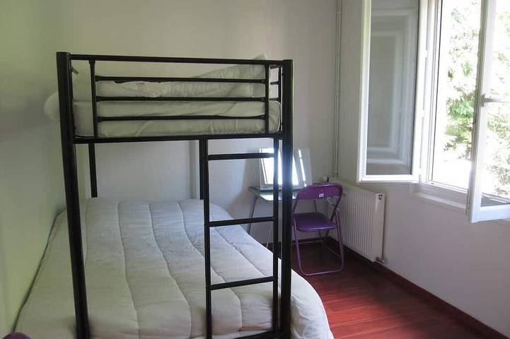 Location de vacances pour 17 personnes, avec jardin à Cairon - 3