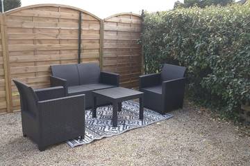 Gîte pour 4 personnes, avec terrasse et jardin à Pirou