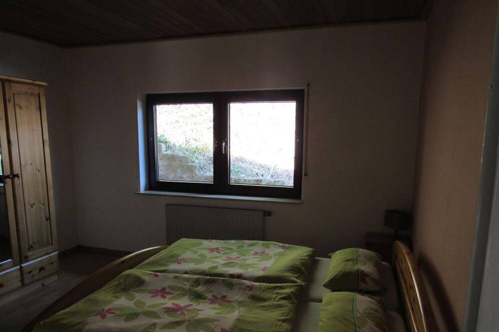 Ferienhaus am Felsen - Ferienhaus, Dusche, Wc, 2 Schlafräume in Trulben, Landkreis Südwestpfalz