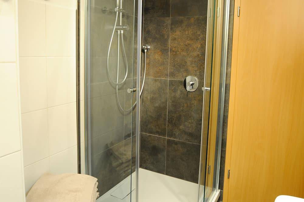 Ganze Wohnung, Gemütliche moderne Ferienwohnung in Petting, Rupertiwinkel