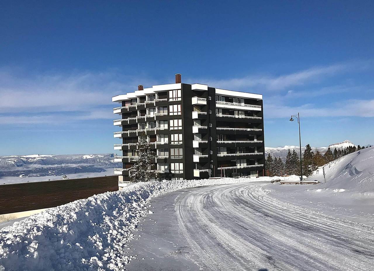 Studio entier, Résidence la Lauzière - Studio 4 personnes (061) in Chamrousse, Parc National Des Écrins