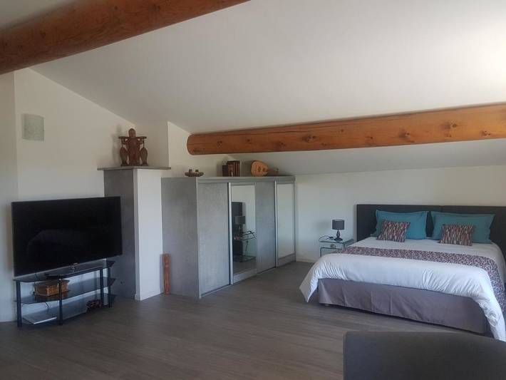 Chambre d’hôte pour 2 personnes, avec piscine ainsi que vue et jardin à Cavaillon - 4