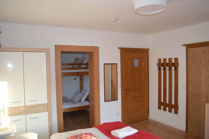 Haus Susanne - Selbstversorgerwohnung im Gästehaus. in Radstadt, Ski Amadé