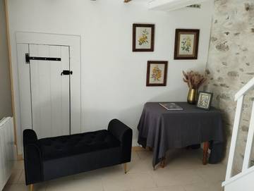 Gîte pour 4 personnes, avec terrasse et vue, adapté aux familles dans Arvillard