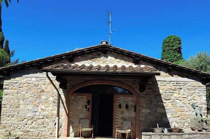 Cozy barn in the green 5 km to Florence Italy in Fiesole, Firenze province