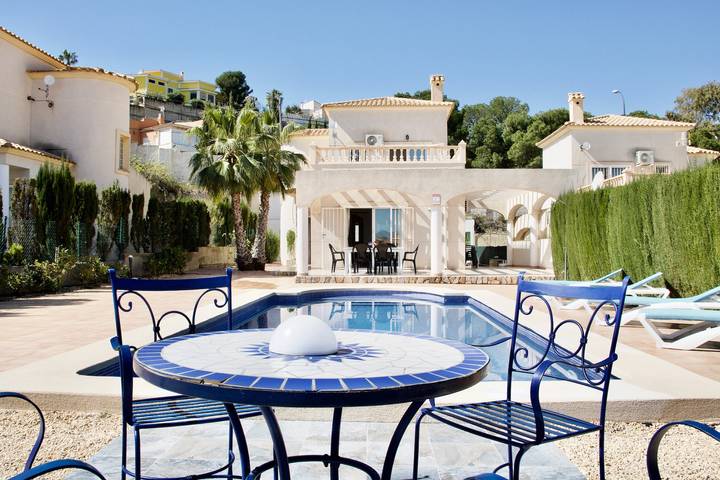 Villa pour 6 personnes, avec jardin, animaux acceptés à El Campello - 4