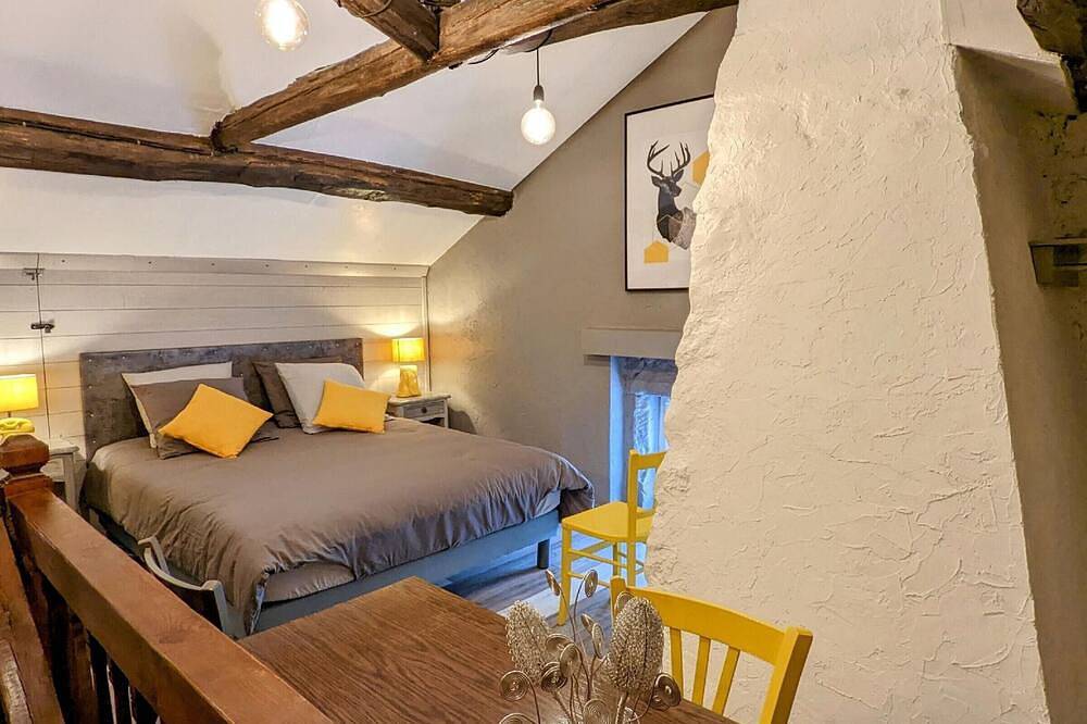 Gîte paisible dans une ancienne ferme avec Wifi et parking à Saint-Bresson in Saint-Bresson, Parc naturel régional des Ballons des Vosges