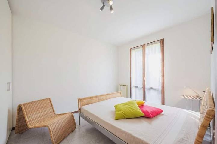 Gîte pour 7 personnes, avec balcon et bassin pour enfant ainsi que jardin et piscine, animaux acceptés à Pignone - 3