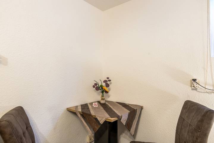 Ganzes Studio, '1 Zimmer - Apartment 1. Ug' mit Wlan in Stadt Hufingen, Hüfingen