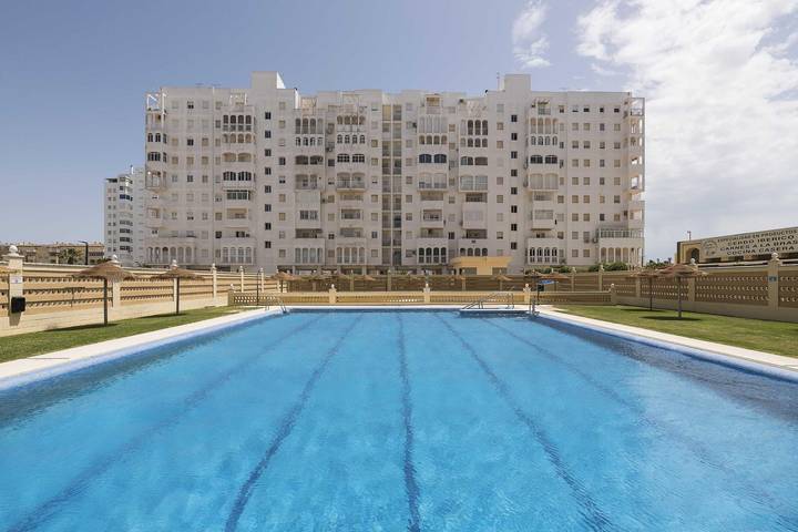 Appartamento vacanze per 4 persone, con terrazza e piscina, con animali domestici - 1